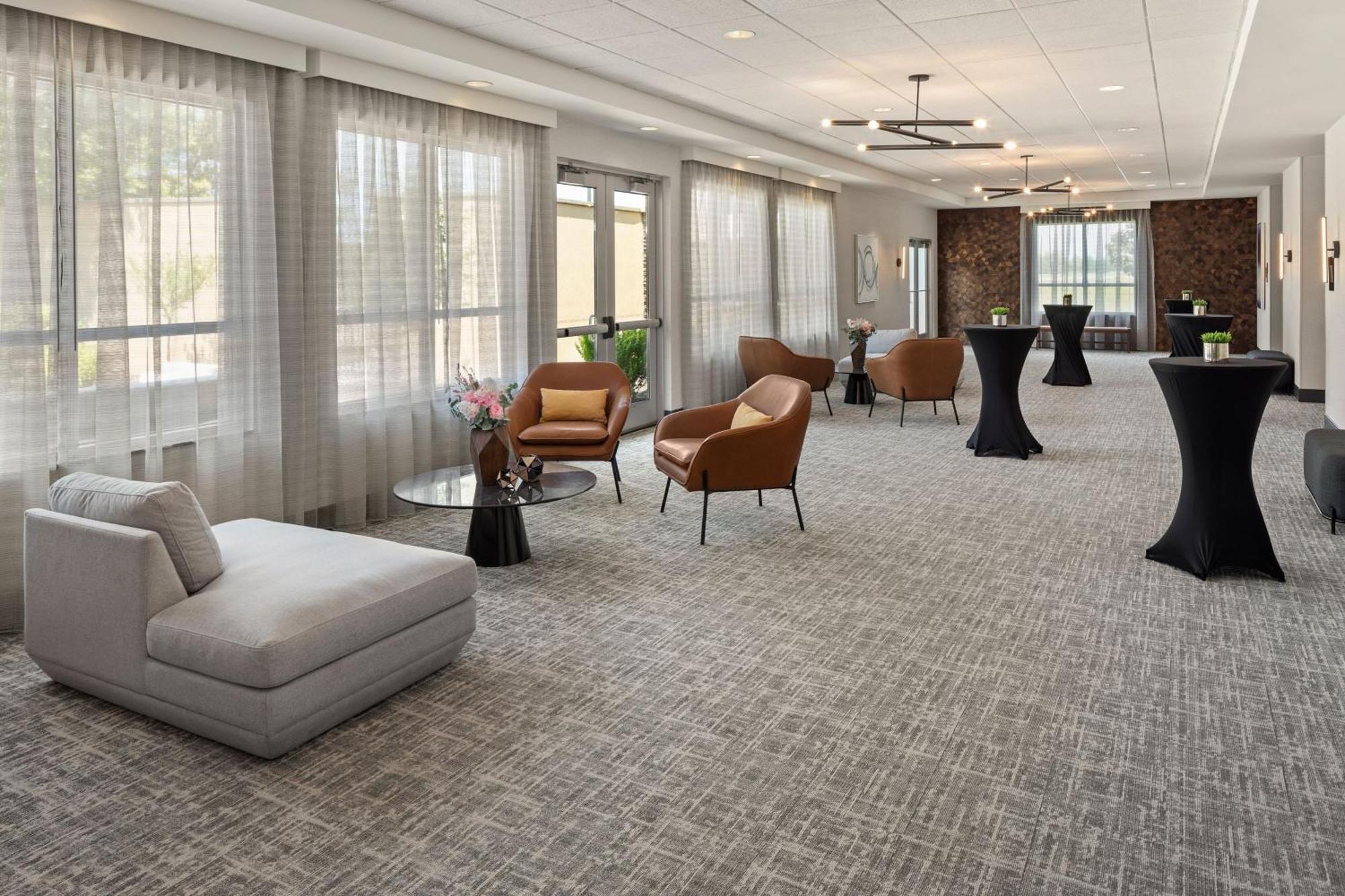 Courtyard Mankato Hotel & Event Center Екстер'єр фото